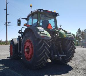 Tractor 2024 Fendt 930 Vario: alta eficiencia de caballos de fuerza, tecnología avanzada y comodidad superior - Product Image 1