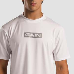 T-shirt RP par Gain, coupe ajustée, 100% polyester, tissu tricoté compressé 180g, respirant, blanc avec motif uni et graphique - Product Image 5