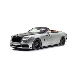 Rolls-Royce Ghost mit polierten Lüftungs schlitzen aus Metall und luxuriöser Klimaanlage. - Product Image 4