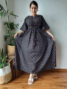 Caftan en coton imprimé ethnique pour femmes sur mesure-col en V, bordure et cordon de serrage à la taille convient aux clients et revendeurs de la boutique - Product Image 2