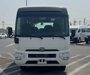 Bus Toyota Coaster blanc abordable 2024, 30 passagers, diesel, occasion, sièges en tissu, transmission manuelle, système de navigation - Product Image 1