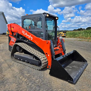 Chargeuse compacte KUBOTA SVL75-2 avec cabine EROPS, chauffage et climatisation, écran avancé avec caméra, hydraulique auxiliaire à haut débit, chargeuse sur chenilles - Product Image 1