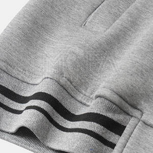 Vente en gros Veste Letterman classique style collège pour hommes, patchs brodés, fournisseur de veste de marque privée - Product Image 5