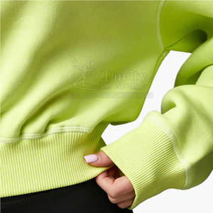 Sweatshirts pour femmes de qualité supérieure, confortables à porter, en stock, sweatshirts de qualité supérieure, sweatshirts professionnels pour femmes - Product Image 3