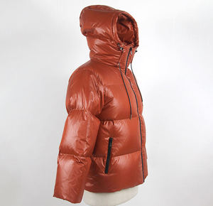 Veste matelassée légère et isolée pour homme, idéale pour les sports d'hiver et les activités de plein air, service OEM - Product Image 3