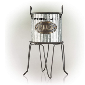 ชุดกระถางต้นไม้โลหะสองชิ้นพร้อมขาตั้งกระถางต้นไม้ทำมือดีไซน์คลาสสิกใหม่ - Product Image 2