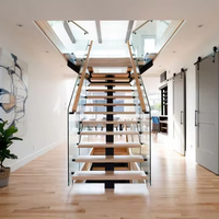 Canada Standard Moderne Intérieur Métal Bois Cantilever Escalier Mono Stringer avec rampe en verre Escalier droit en bois de chêne