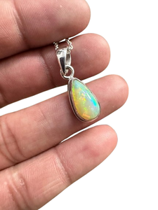 Joyería de piedras preciosas de ópalo para mujer, joyería colgante de estilo bohemio de Plata de Ley 925, colgante hecho a mano de tendencia, Regalo para mamá - Product Image 1