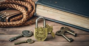 Medium Antique Handmade Brass Padlock with Maa Laxmi Idol a Stylish Lock for Your Home or Office - Product Image 3