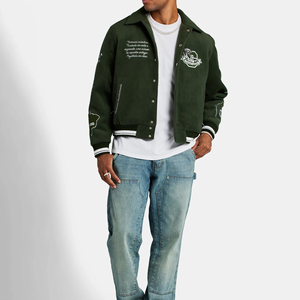 Chaqueta universitaria con logotipo de parches de chenilla de Color personalizado de último diseño 2025 para hombre, chaqueta de calle de tela de lana ligera para invierno OEM - Product Image 4