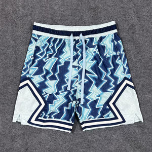 Ventas al por mayor Tendencia Pantalones cortos de verano Hombres Cool Logotipo personalizado Pantalones cortos de malla de doble capa Diseño personalizado en sus requisitos Pantalones cortos de entrenamiento - Product Image 3