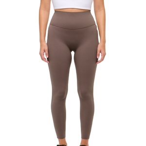 เลกกิ้งโยคะเอวสูงกระชับสัดส่วนสำหรับผู้หญิง พิมพ์โลโก้ได้ตามต้องการ ระบายอากาศได้ดี เป็นมิตรกับสิ่งแวดล้อม เหมาะสำหรับออกกำลังกาย ฟิตเนส มีกระเป๋า - Product Image 1