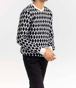 Suéter de cuello redondo transpirable Casual invierno tejido patrón Floral cálido camiseta Color pulóver ODM suéter - Product Image 1