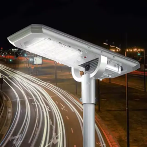 Farola solar Premium de 100W fabricada en Italia para uso en carreteras de jardín, lámpara LED IP66 con calidad aprobada por CE RoHS - Product Image 4