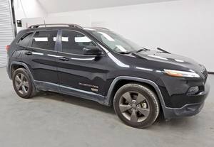 PREMIUM USADO 2016 J E P CHEEROKEE LATITUDE - Product Image 2