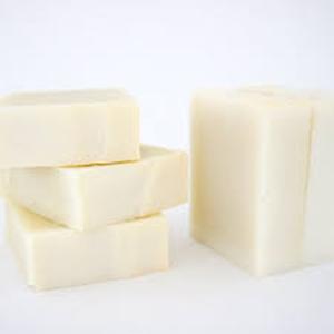 Des prix attractifs sur le suif de bœuf de qualité alimentaire (tablette) pour usage cosmétique Source autre 1 kg/sac 25kg/emballage en tambour - Product Image 3