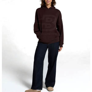 Vente en gros OEM Service Sweats à capuche chauds d'hiver pour femmes dernière conception avec col à capuche Logo avant Style décontracté Fabriqué au Pakistan - Product Image 2