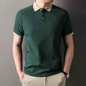 Nouveau T-shirt décontracté de luxe pour hommes version coréenne d'été OEM ODM pour polo à manches courtes avec revers contrasté de couleur d'épaule pour polo - Product Image 1