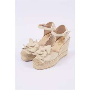 Alpargata cerrada con tacón de cuña alto - Product Image 2