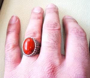 Anillo para Hombre al por Mayor, Nuevo, con Piedra Preciosa de Coral Rojo Natural, Regalo de Cumpleaños, Anillo Pesado para Hombre, Joyería de Plata de Ley 925 - Product Image 3