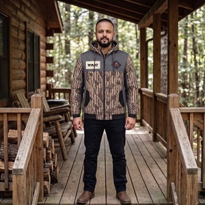 Veste coupe-vent camouflage pour homme, motif écorce d'arbre, pour la chasse, avec capuche, en nylon à chevrons, patch brodé, vente en gros - Product Image 3