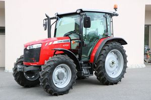 รถแทรกเตอร์มือสอง Massey Ferguson 4708 M ขับเคลื่อน 4 ล้อ 120 แรงม้า สีแดง สำหรับงานเกษตร ระบบเกียร์ขับเคลื่อน ประสิทธิภาพสูง รับประกัน 3 ปี - Product Image 4