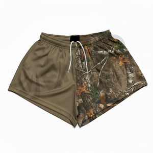 Shorts de rugby décontractés respirants 100 % polyester à séchage rapide, couleur unie, style hip-hop, avec étiquette personnalisée pour hommes et femmes - Product Image 1