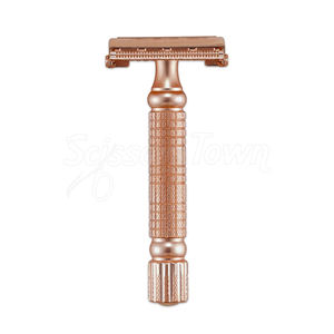 Maquinilla de afeitar de seguridad de doble filo de acero inoxidable con diseño ajustable para una piel suave y una rutina de afeitado suave - Product Image 1