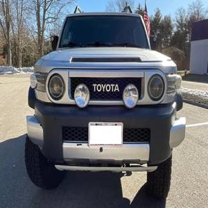 TOYOTA FJ CRUISER 2007 USADO, Volante a la Izquierda/Derecha - Product Image 1