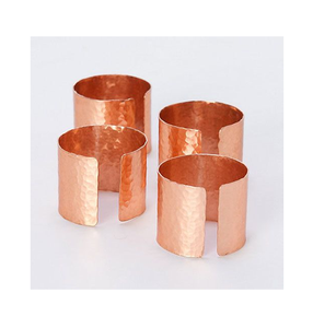 Rond de serviette en cuivre décoratif de table fait à la main de haute qualité utilisation de mariage personnalisé au meilleur prix anneau de serviette pour la vente en gros - Product Image 4