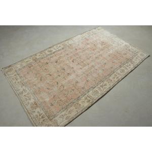 Tapis vintage 3,8x6,6 pieds, tapis turc, tapis en laine à pois roses - Product Image 4