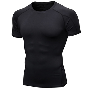 T-shirt Slim Fit unisexe de bonne qualité, personnalisé et respirant, tissu ultra doux au toucher, en polyester, pour l'entraînement et la gym - Product Image 6