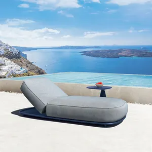 DECOOUT酒店度假日光浴床户外家具日光浴床，带靠垫铝制日光浴躺椅，用于游泳池侧