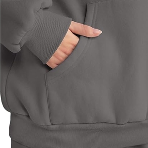 Nouveau 2025 Survêtement à capuche pour femme Taille et couleur personnalisées Survêtements pour femme légers et solides avec logo et couleur personnalisés - Product Image 6