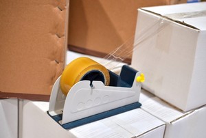 Cinta aislante impermeable de PVC de doble cara de moda Adhesivo de fusión en caliente acrílico resistente al fuego estirable para cajas de embalaje - Product Image 3