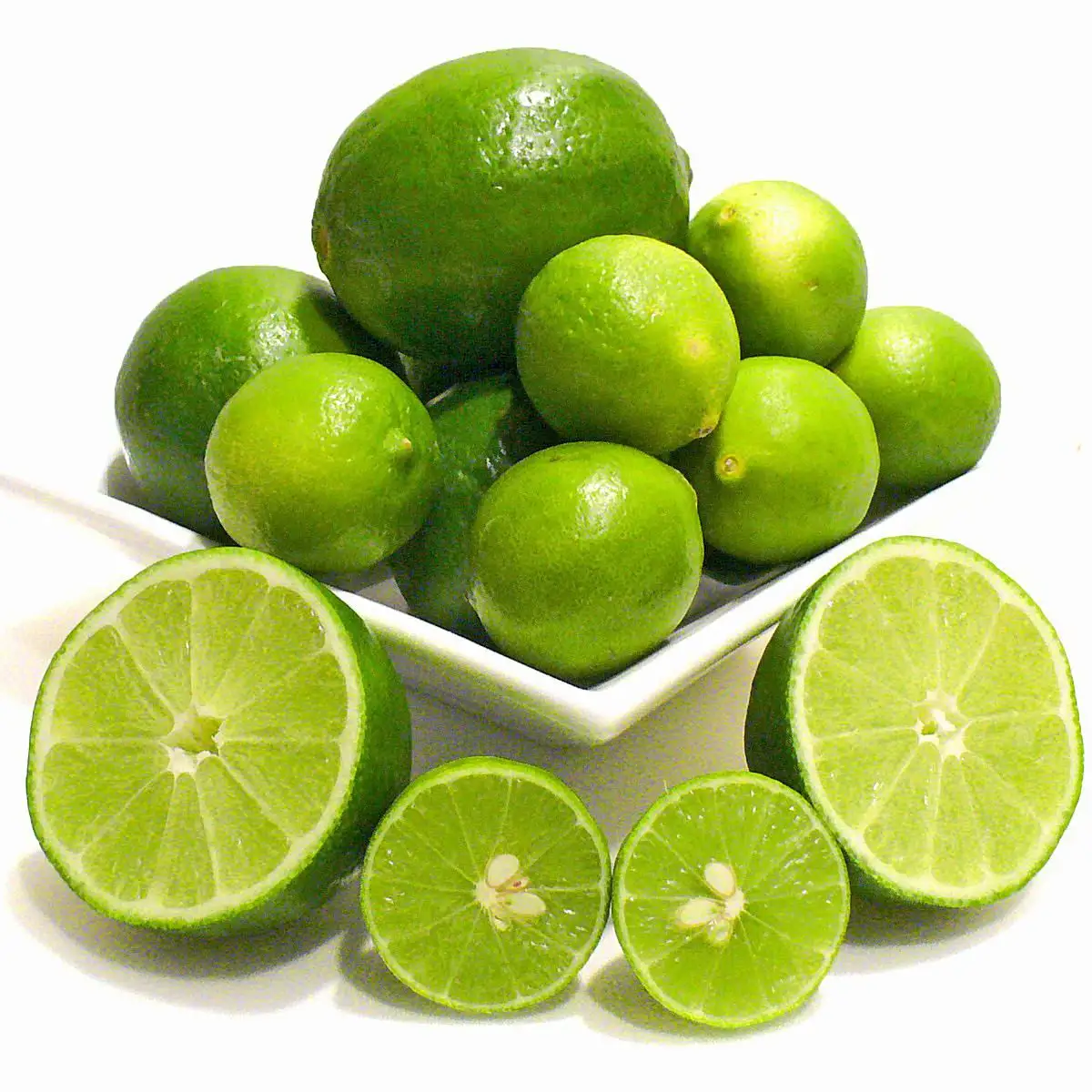 프리미엄 신선한 과일 녹색 신 맛 씨없는 페르시아 레몬 라임 음료 주스 음료 베트남