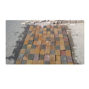 La mejor calidad 100% Piedra de adoquín natural Uso de entrada Mezcla de amarillo marrón Acabado pulido de forma cuadrada y redonda súper duradero - Product Image 1