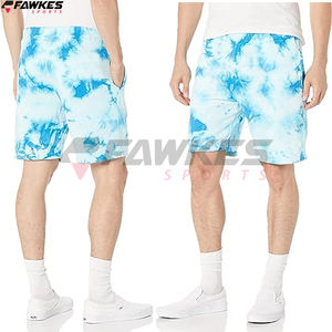 Short à sublimation personnalisé Short imprimé Pantalon d'intérieur à motif de cœur pour couple Pantalon de plage à la mode de rue - Product Image 3