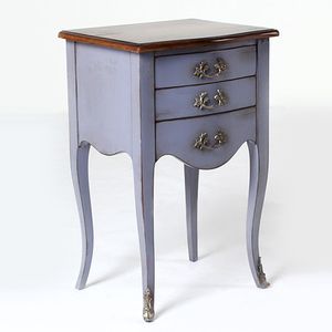 Mesa de Madera con Número de Serie 5107, Fabricada en Caoba, con Dos Cajones, un Diseño Moderno y Elegante, y un Precio Accesible - Product Image 2