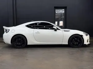 USADO LHD/RHD 2015 S U B A R U BRZ LIMITED - Product Image 3