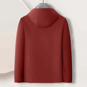 Veste d'hiver imperméable légère avec poche à glissière Couleur rouge Manches longues Plus Size Respirant Chaud Hiver Soft Shell Jacket - Product Image 2