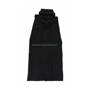 Kendo hakama สีดำทำจากผ้าฝ้าย65% 35% โพลีเอสเตอร์หรือผ้าฝ้าย100% เจาะกางเกงยีนส์ผ้าหรือผ้าแคนวาสเคนโด้ - Product Image 1