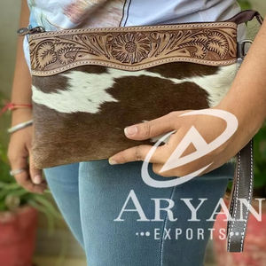 Cartera de mano de cuero tallado a mano, cartera de mano de cuero genuino, Cartera de cuero occidental, cartera elegante única para mujer - Product Image 1