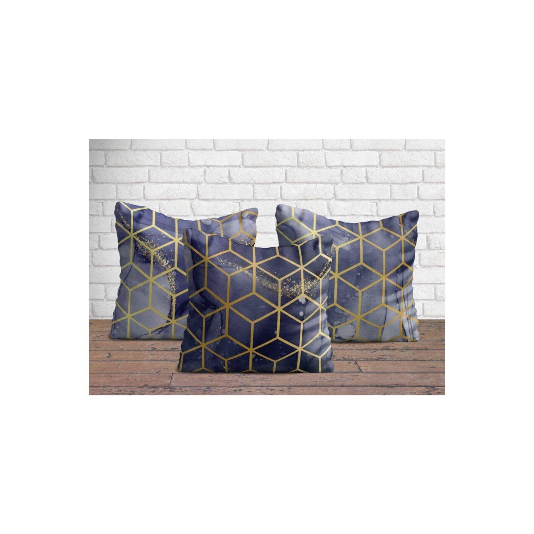 มีสีสัน