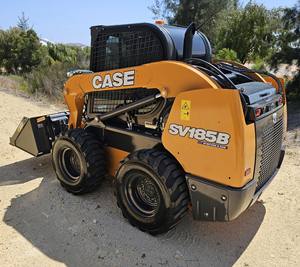 Chargeuse compacte SV185B à vente chaude, moteur diesel FPT, capacité de charge nominale de 200 tonnes, haute performance, prix d'usine - Product Image 1