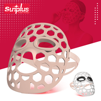 Masque facial en silicone léger et portable SunPlus, vente en gros, masque facial 3D creux, thérapie par lumière rouge LED PDT, masque de beauté pour le visage