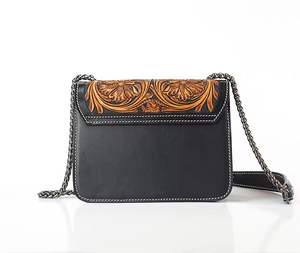 Bolso Bandolera de Cuero de Alta Calidad Hecho a Mano con Grabado Floral Estilo Western, Bolso de Hombro Vintage de Moda Portátil Individual - Product Image 2