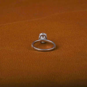 Thanh lịch cổ điển 14kt rắn mạ vàng Nhẫn đính hôn phòng thí nghiệm tạo ra hình bầu dục cắt kim cương nhỏ cắt kim cương ẩn Halo IGI giấy chứng nhận - Product Image 4