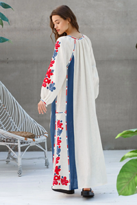 ชุดแต่งงานของผู้หญิงยูเครนแบบดั้งเดิมสีขาวสง่างามด้วยการปักลายสีพื้นและดอกไม้ - Product Image 6