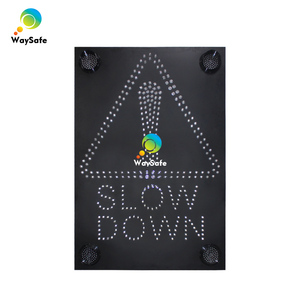 Segnale di Avvertimento Stradale Solare ad Alta Luminosità Lampeggiante in Alluminio per Rallentare alle Incroci - Product Image 5